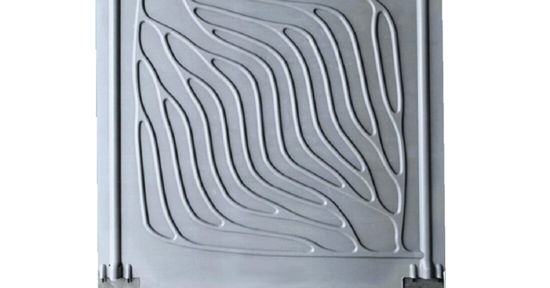 Fehlt der Platz für eine WP-Außenlufteinheit, könnten neuartige Fassadenelemente eine Alternative sein.