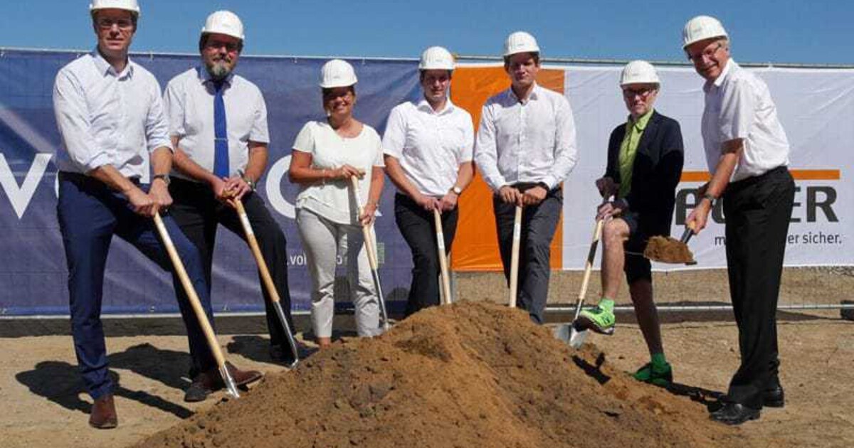 Spatenstich für neues Dämmstoffwerk