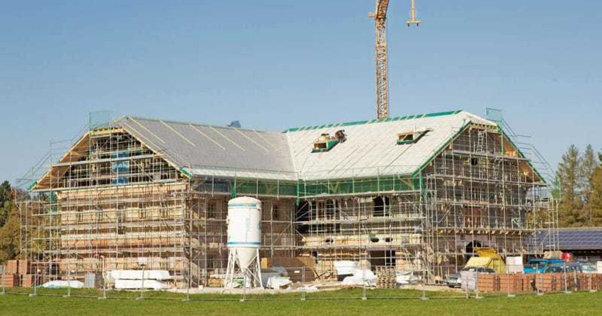 ÖNorm B 4119: Unterdächer und Unter­spannungen neu genormt