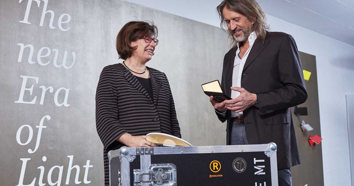 Mehr Licht! Häfele kauft Nimbus