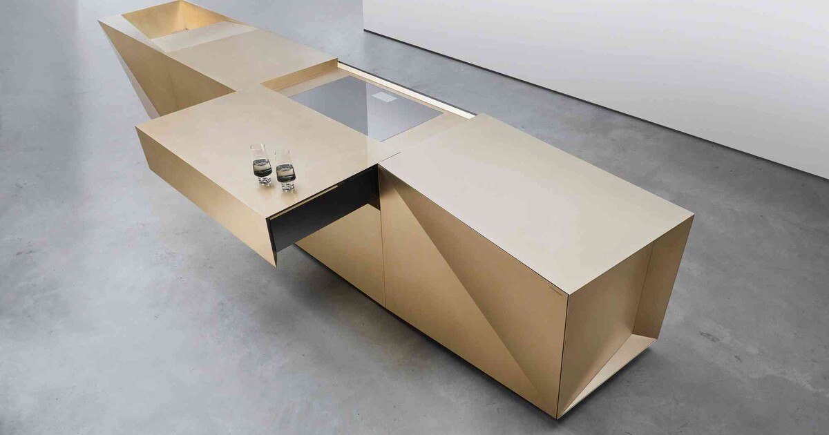 Neue Küche von Steininger Designers: glänzt wie Gold