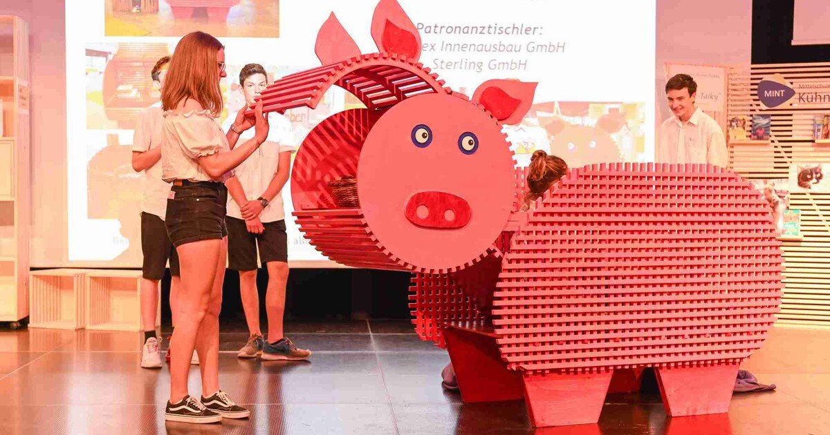 Schwein gehabt: Kreative Holzprojekte bei der 1. Kärntner Tischler Trophy
