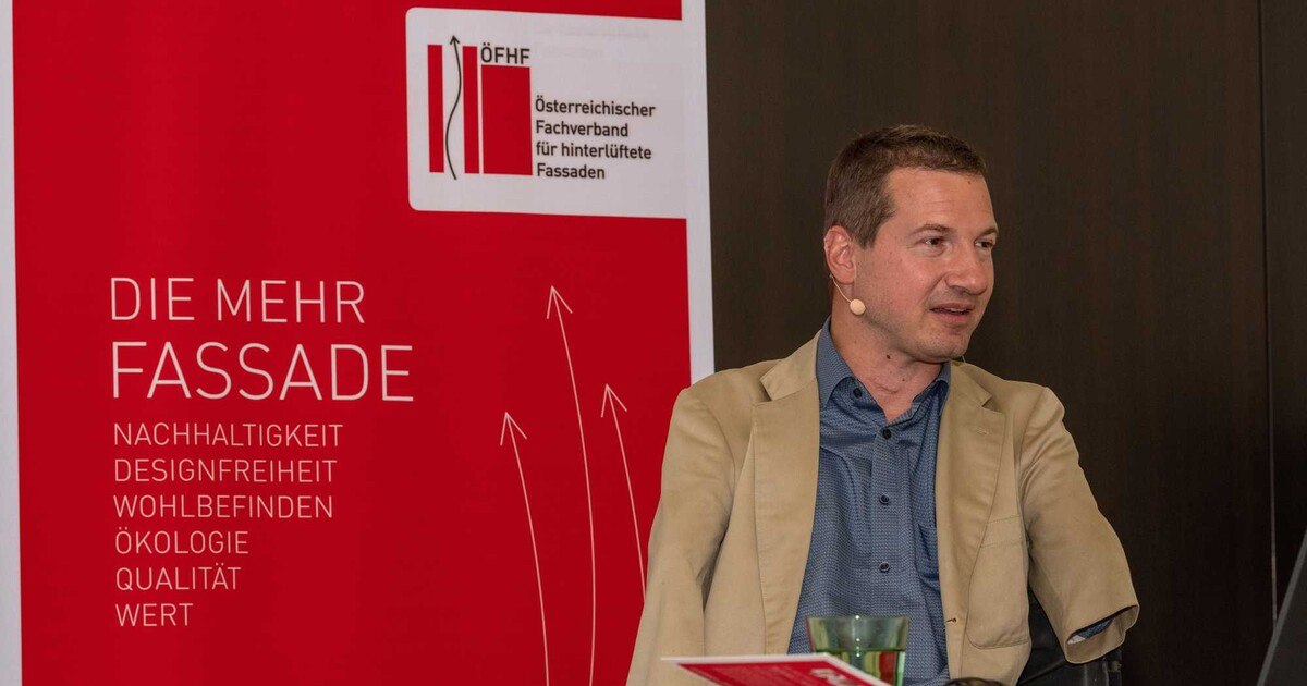 Zur vorgehängten Fassade