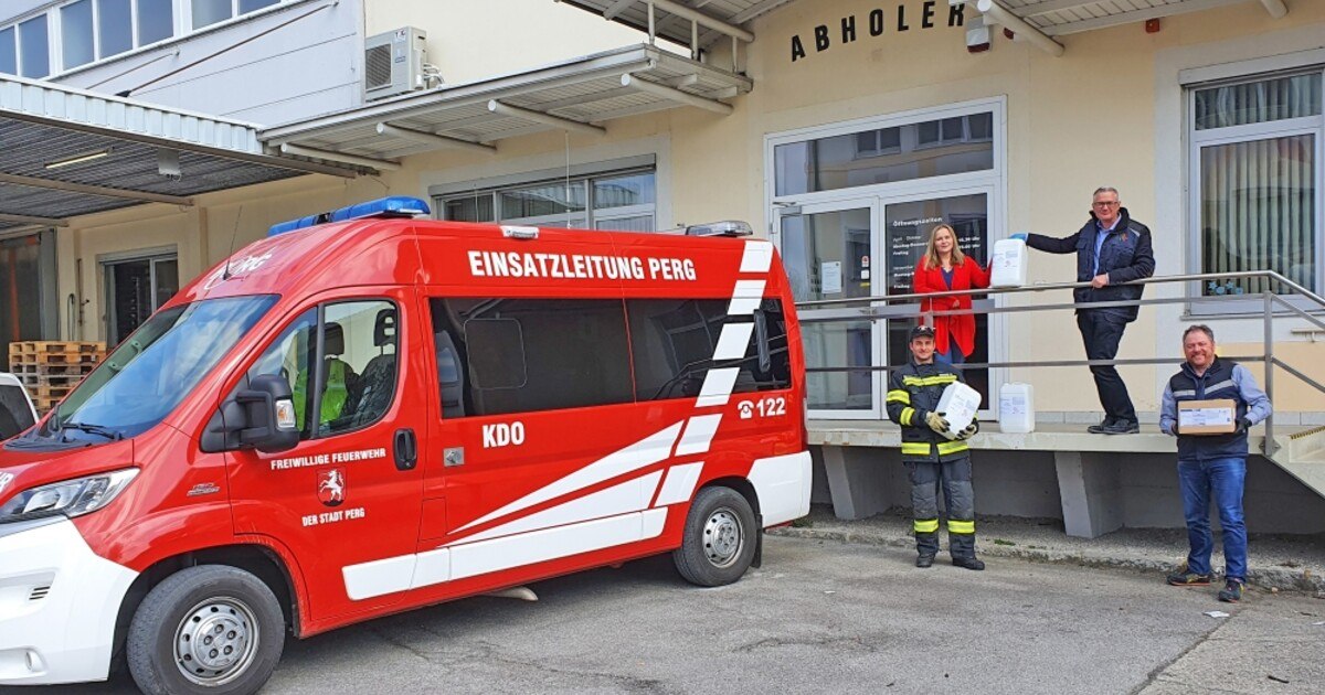 Für Mitarbeiter, Feuerwehr &amp; Polizei: Synthesa produziert Desinfektionsmittel