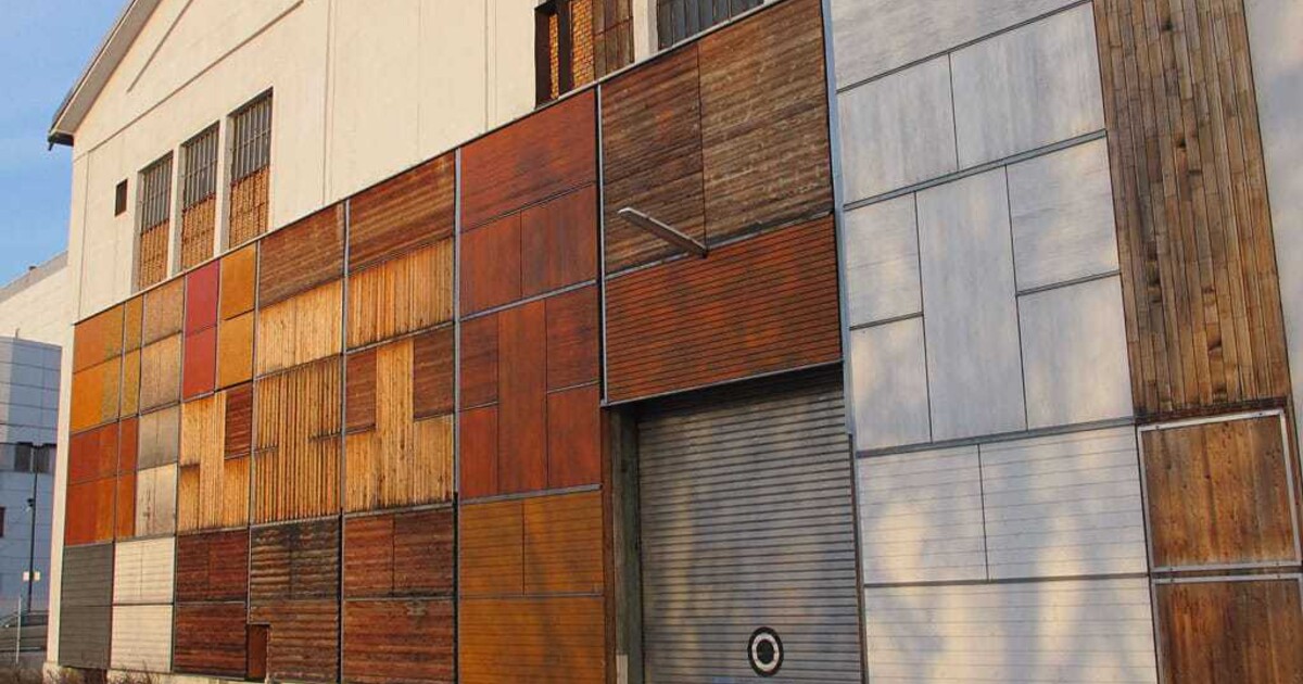 Holzfassade im Fokus