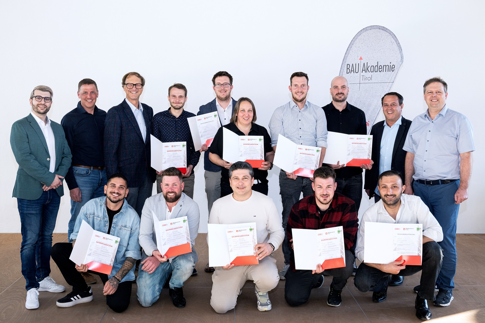Zehn neue Bauwerksabdichter-Profis in Tirol