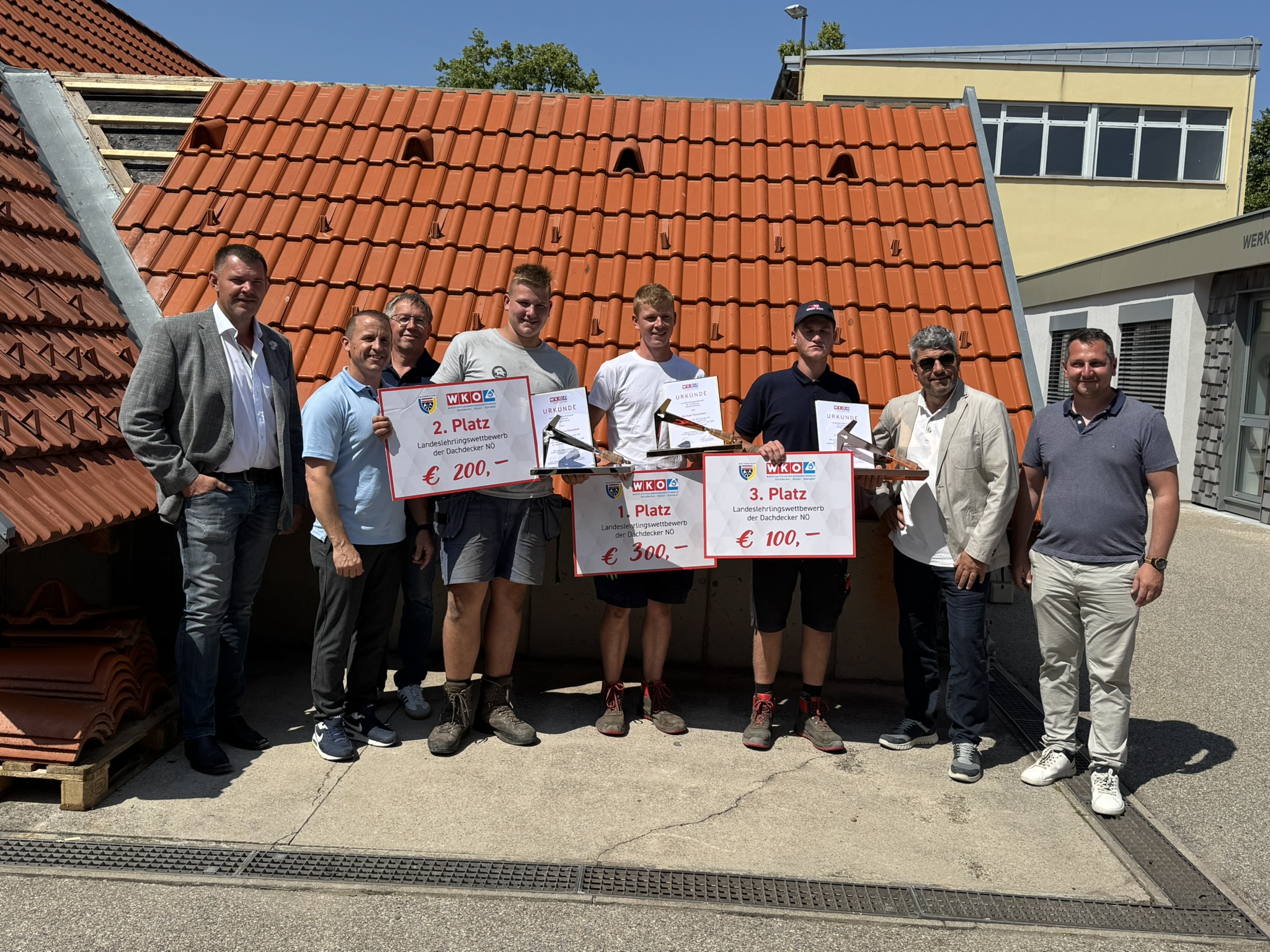 Dachdecker-Nachwuchs beeindruckt beim nö. Lehrlingswettbewerb