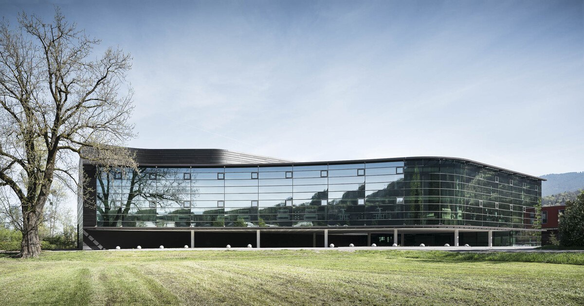 Maßgeschneiderte Industriearchitektur