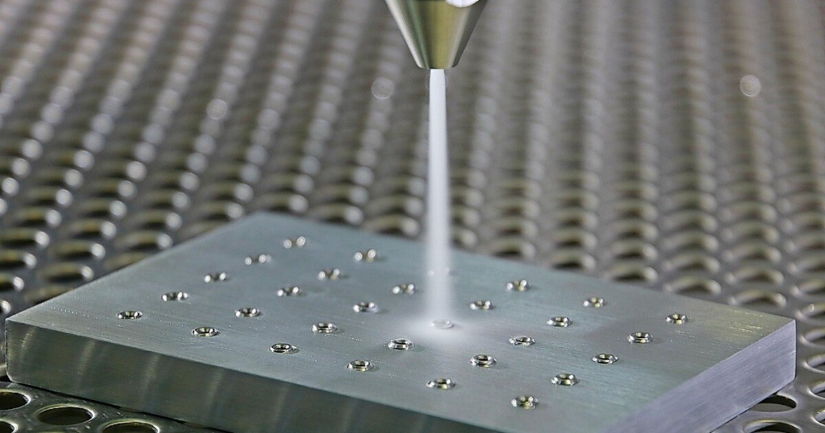 Innovative Düse für den CO2-Schneestrahl