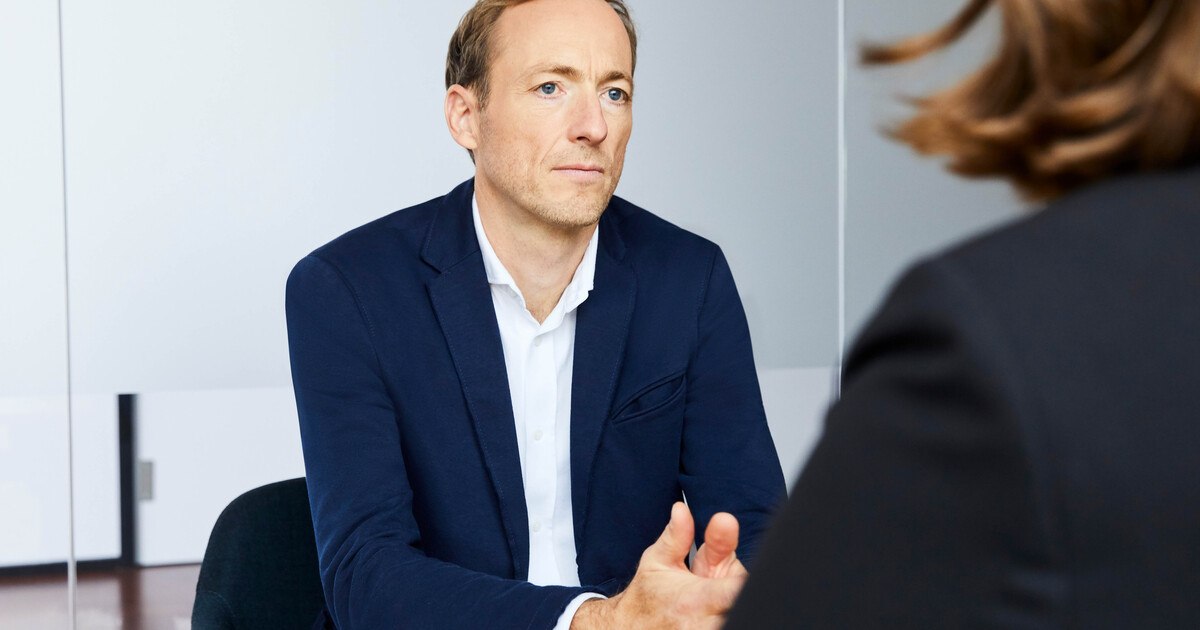 Dach+Holz auf Juli verschoben