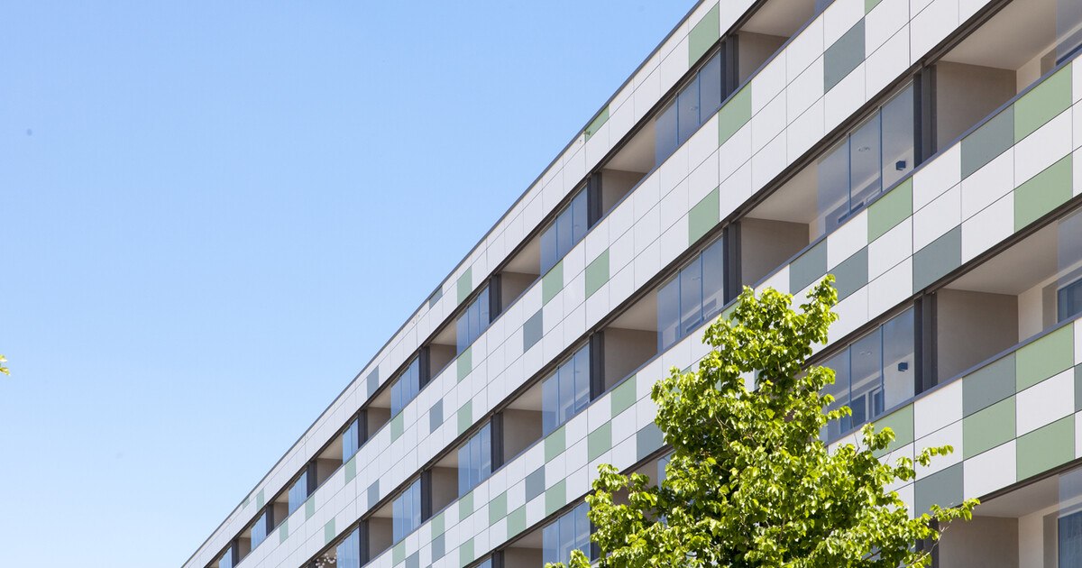 Verglaste Loggien als Lärmschutz