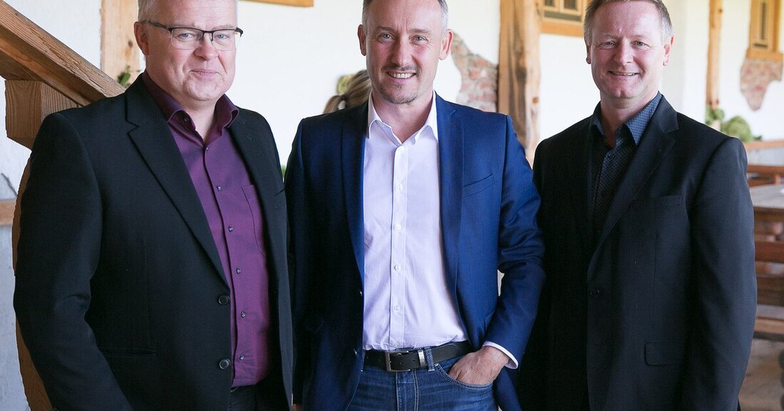 Mehr als 100 Innungsmitglieder oö Metalltechnik haben am Feldbauernhof ein einzigartiges Branchenevent miterlebt.