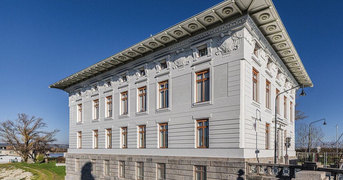 Das Otto Wagner-Gebäude am Brigittenauer Sporn in Wien wurde originalgetrau saniert.