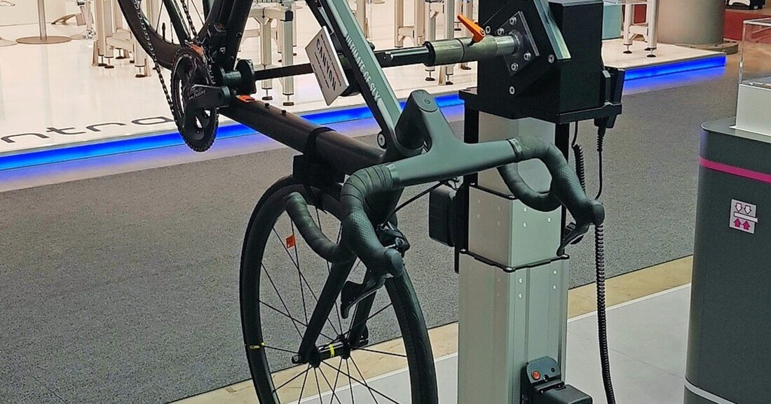 Auf der Motek zeigt Roemheld modulare Lösungen für Flexibilität, Effizienz und Durchsatz in der Montage.