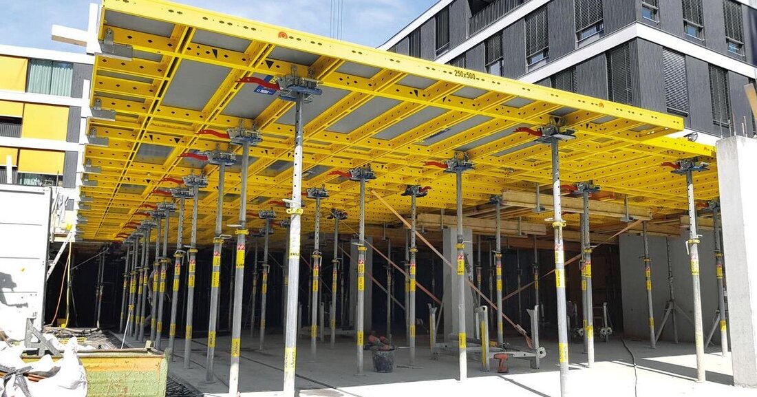 Schneller, leichter, unkomplizierter: Schalungshersteller zeigten auf der Bauma ihre Neuheiten.