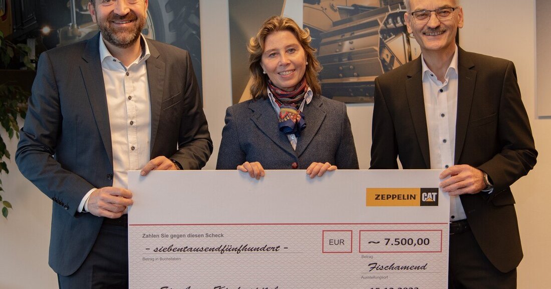 Scheckübergabe: Zeppelin Österreich unterstützt Kinderkrebsforschung.