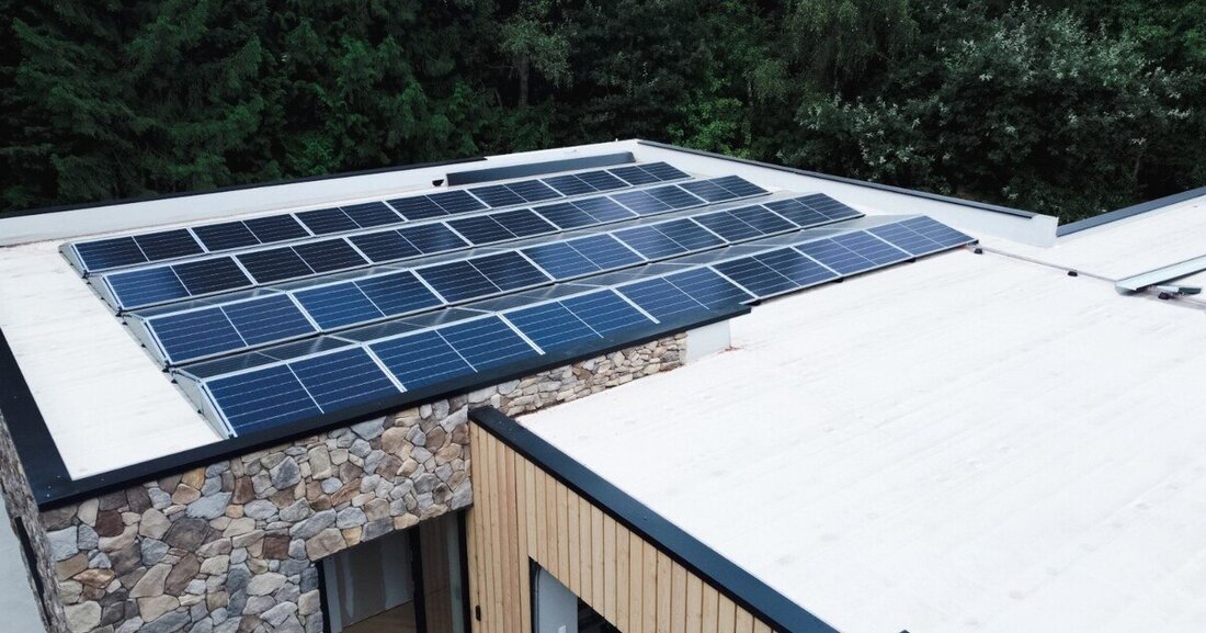 Wienerberger hat eine Vertriebskooperation für die Flachdachlösungen des niederländischen Herstellers Leadax abgeschlossen.