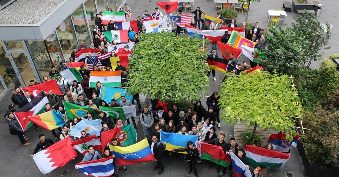 An der FH OÖ in Wels studierten im akademischen Jahr 2022/23 rd. 440 internationale Studierende aus über 65 Ländern.