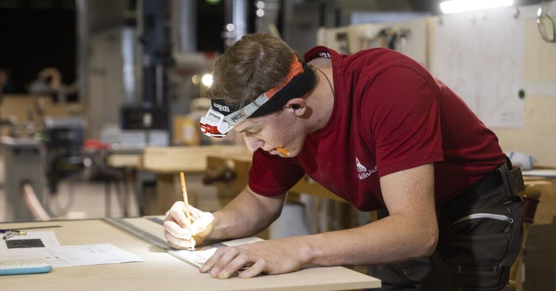 Bautischler Wolfgang Ramminger holt bei der Berufs-WM in Basel die Bronze-Medaille.
