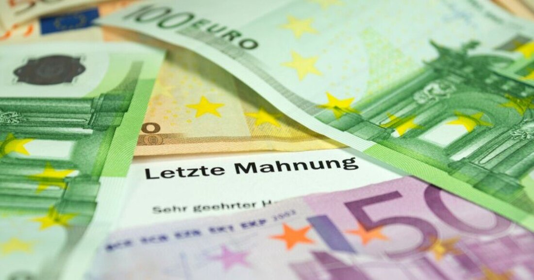 Trotz einer annähernd identen Zahl an Firmenpleiten wie im Vorjahr, sind die Passiva um rund die Hälfte gesunken.